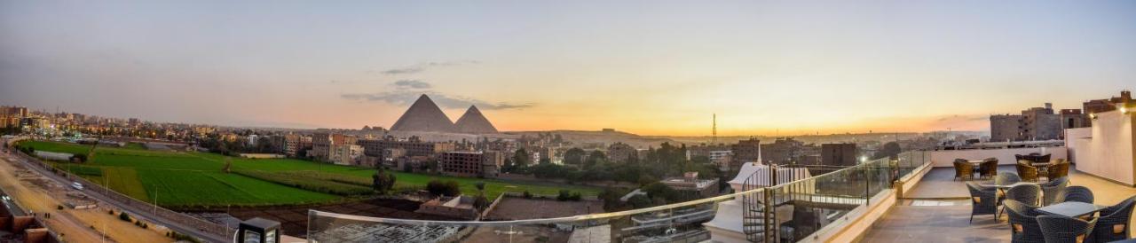 New Pyramid Quen Hotel Cairo Exterior photo